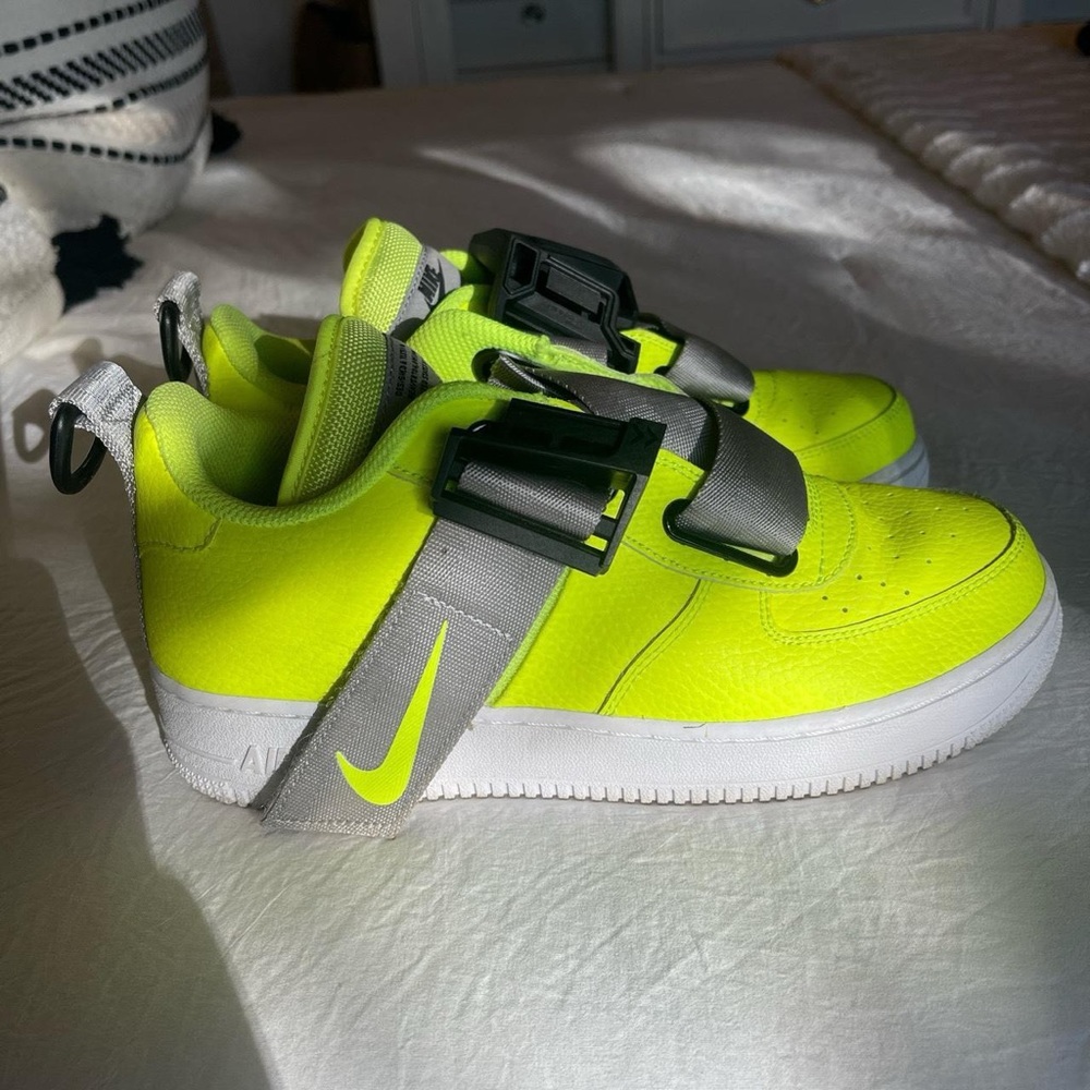 NIKE AIRFORCE SNEAKERS women’s, men’s or youth boys shoes